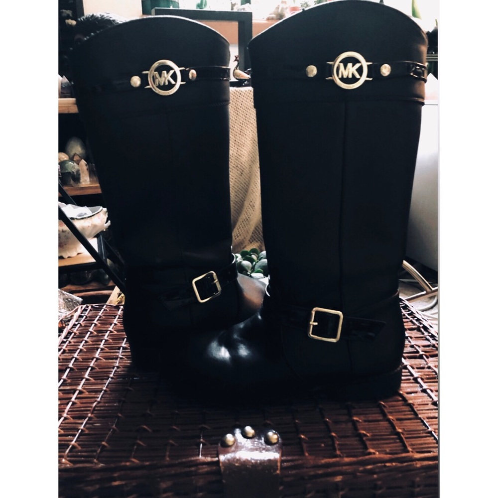Like New Michael Kors Boots